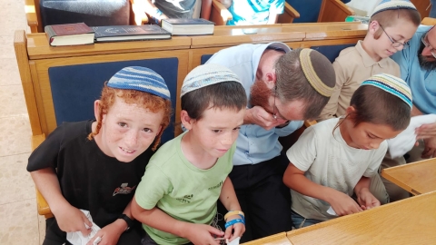 אבות ובנים.jpg