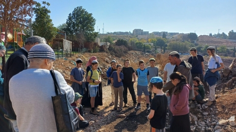 טיול שישי שבת לך לך.jpg